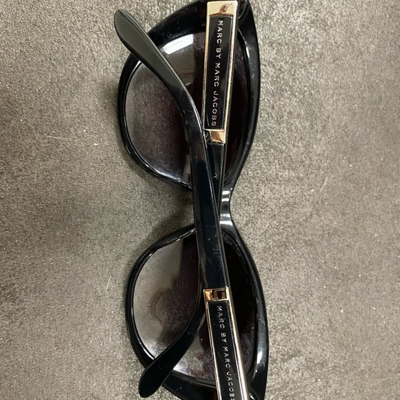 Marc Jacobs Cat Eye Sunglasses - Picture 3 of 6